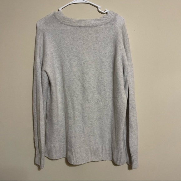 Madewell Sweater ALPACA + MERINO WOOL White Gray V-Neck Soft Luxurious Top sizeM - Picture 6 of 7